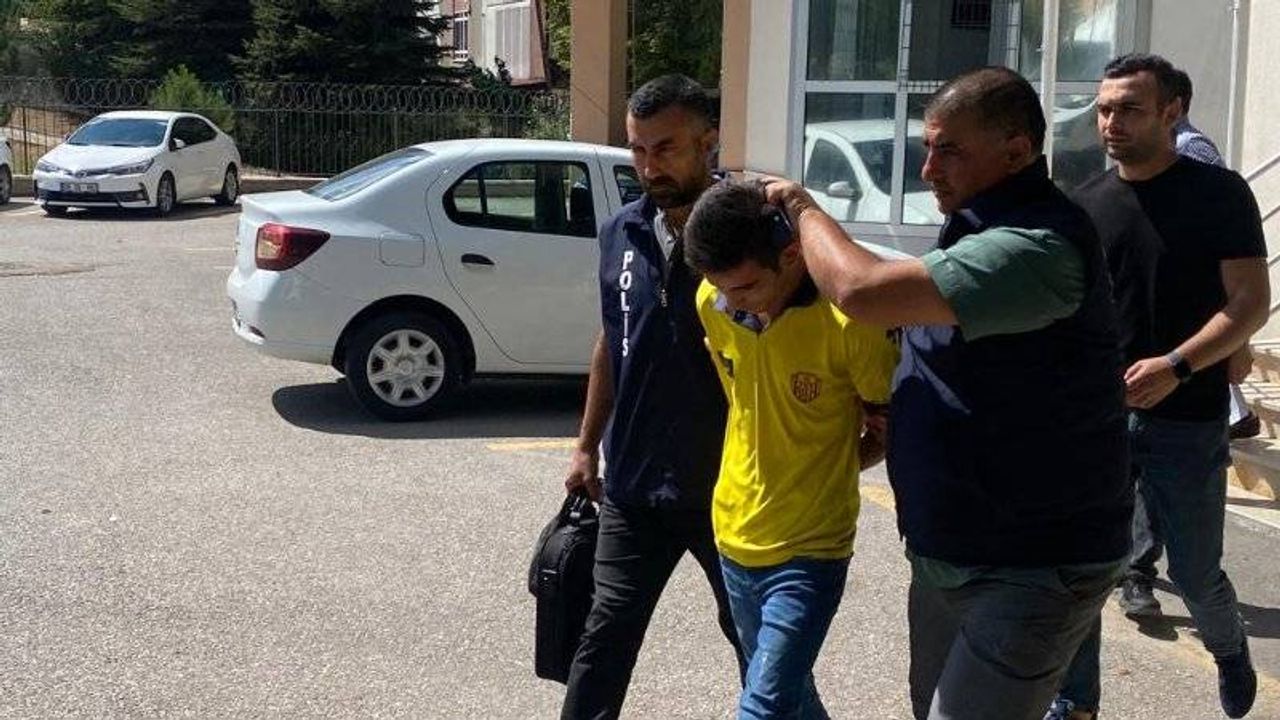 Beşiktaşlı futbolculara saldıran taraftar serbest bırakıldı