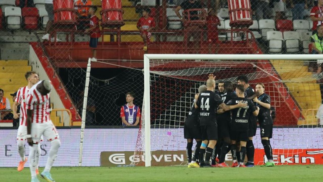 Antalyaspor: 0 - Adana Demirspor: 3 MAÇ SONUCU