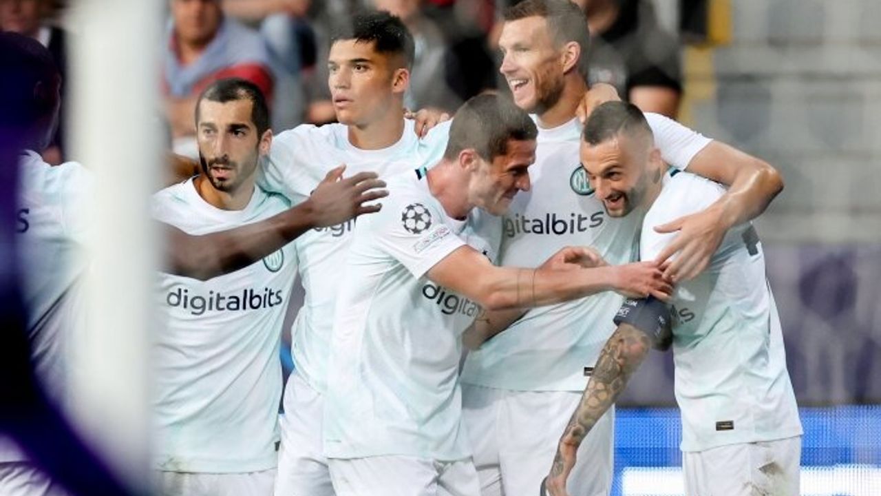 Inter Çekya'da 2 golle kazandı