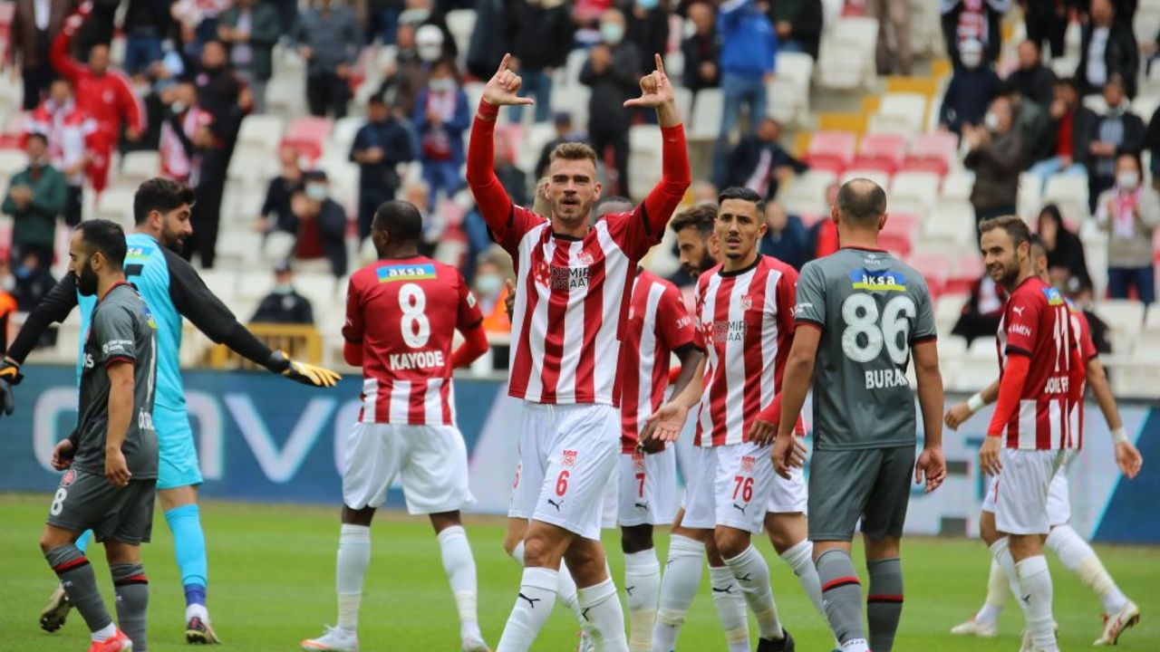 Sivasspor-Fatih Karagümrük maç sonucu: 0-0