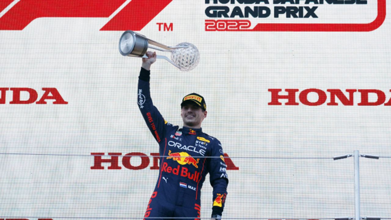 Formula 1'de şampiyon Max Verstappen
