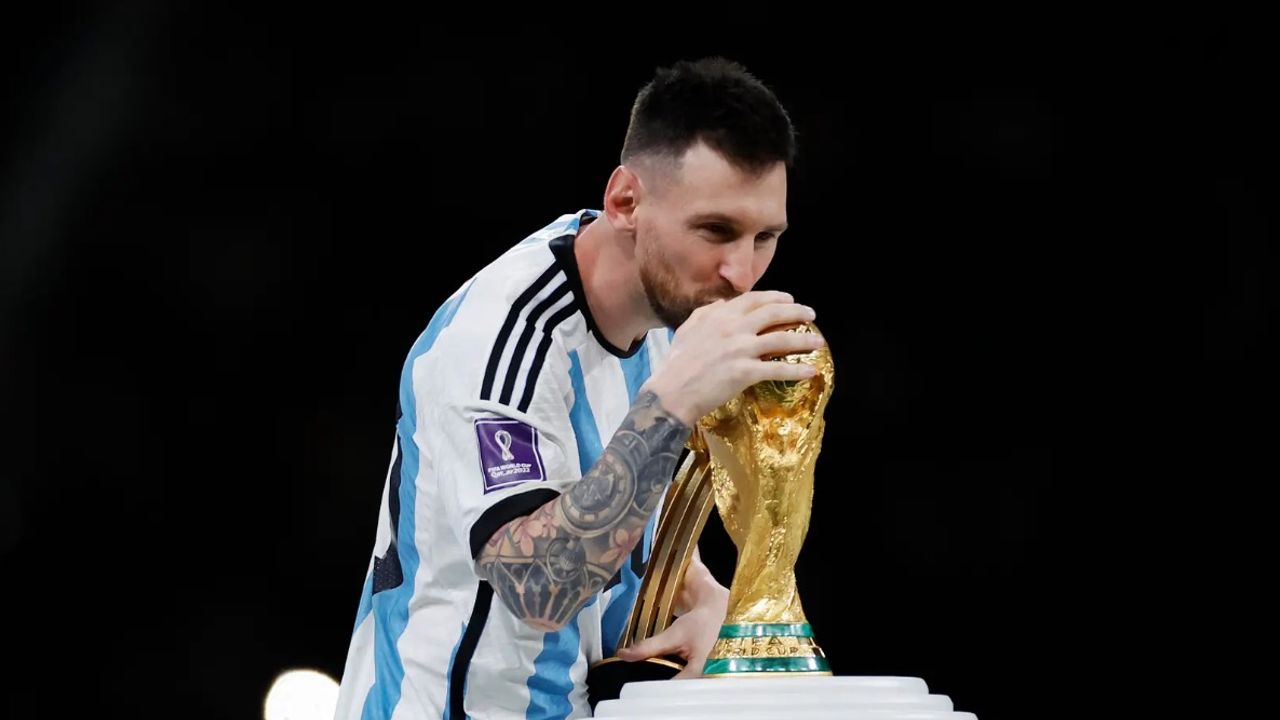 ''Futbol Messi’ye borçlu mudur?''