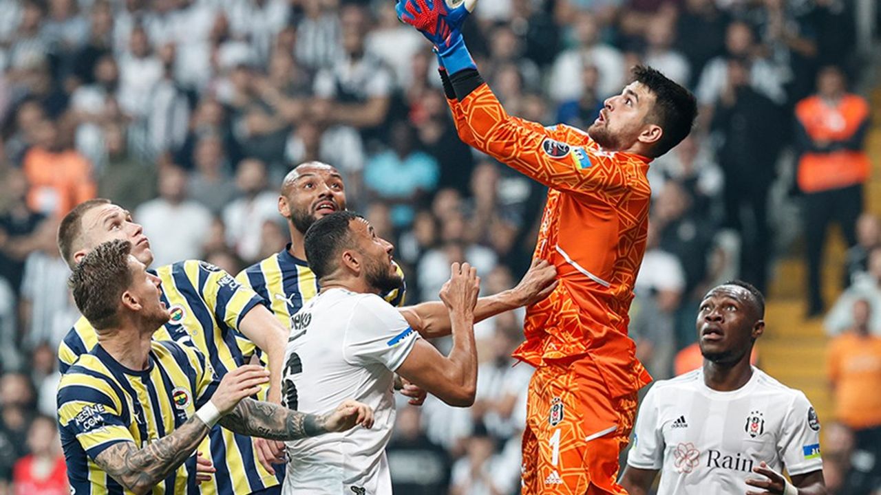 ''Beşiktaş, Fenerbahçe'yi yenerse, Galatasaray şampiyon olur. ''