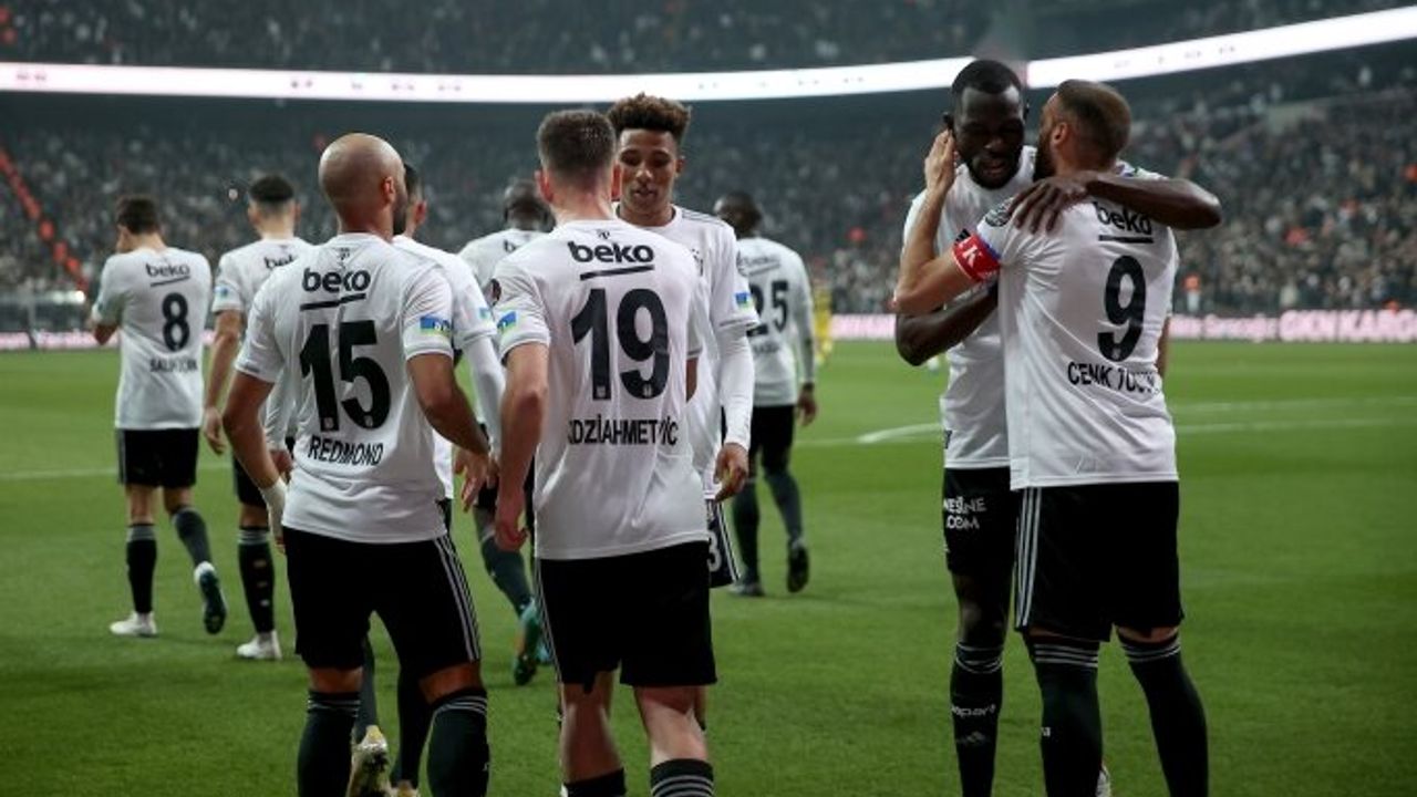 Beşiktaş'ın iç sahada yenilmezlik serisi sürdü!
