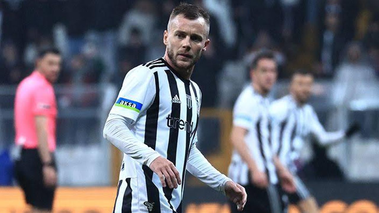 Alexandru Maxim, Beşiktaş'tan ayrılıyor