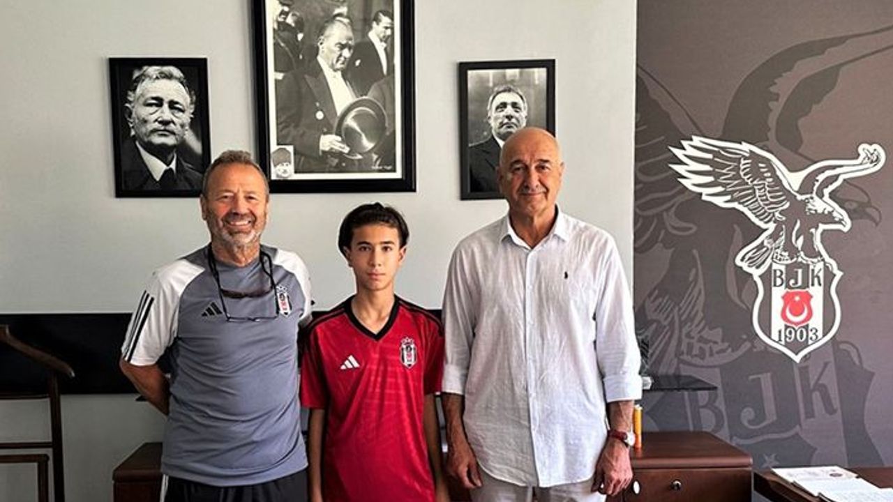 On iki yaşında Beşiktaş'a transfer oldu!
