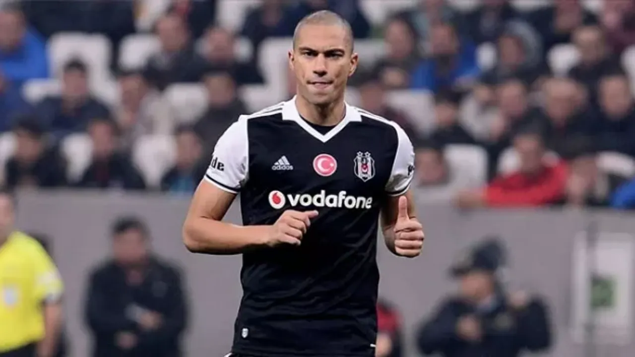 Besiktas anuncia o regresso de Gökhan Inler como conselheiro desportivo  