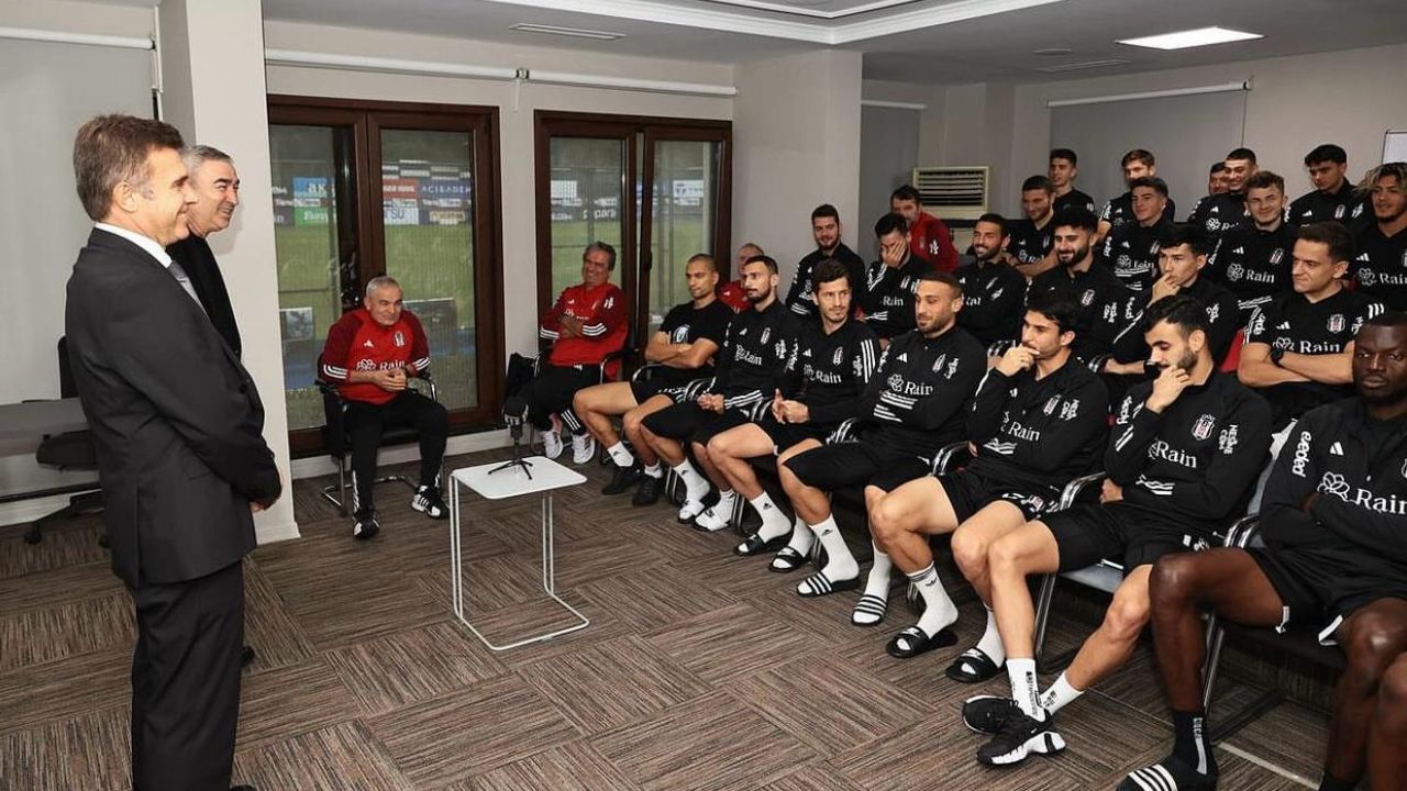 Feyyaz Uçar ve Samet Aybaba, Beşiktaş Futbol Takımı'nı ziyaret etti