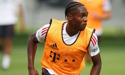 Bayern Münih'in genç yıldızı tarihe geçti!
