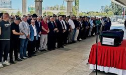 Mehmet Kulaksızoğlu'nun eşi toprağa verildi