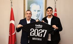 Beşiktaş'ta genç oyuncunun sözleşmesi uzatıldı!