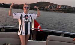 Sharon Stone Beşiktaş formasıyla