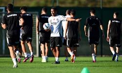 Beşiktaş derbi öncesi kanat sorununa çare arıyor