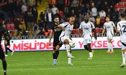 Beşiktaş, Kayserispor'u 3-0 geçerek galibiyet serisini sürdürdü!