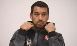 Beşiktaş'ta Bronckhorst için son sözü Hüseyin Yücel söyleyecek