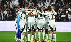 Beşiktaş'ta ayrılıklar kapıda! 3 yıldızın bileti kesildi