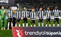 Beşiktaş'ta sakatlık: Karşılaşmaya devam edemedi!