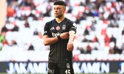 "Chamberlain varken Beşiktaş 10 kişi oynuyor"