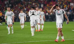 "Beşiktaş galibiyet lazımken 5'li savunmaya dönemez..."