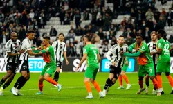 Beşiktaş, Alanyaspor deplasmanında sahaya çıkıyor