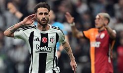 Rafa Silva'dan Beşiktaş'a sadakat mesajı: "Kalıyorum!"