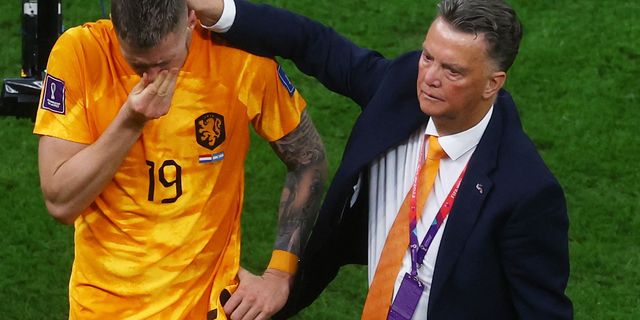 Van Gaal;''Weghorst frikik taktiğini, Beşiktaş'ta çalıştığını söyledi''