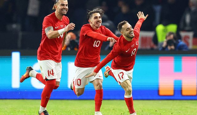 Almanya-Türkiye maçına damga vuran görüntünün kim olduğu ortaya çıktı