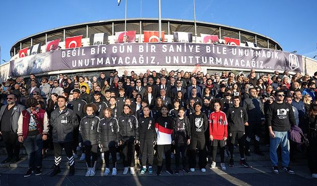 Beşiktaş, Gazi Mustafa Kemal Atatürk'ü andı