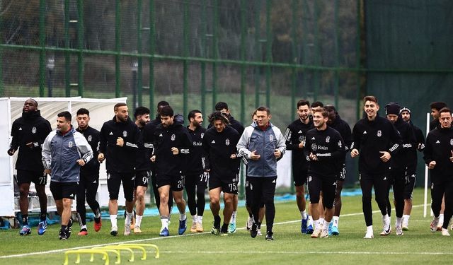 Beşiktaş'ta derbi mesaisi başladı