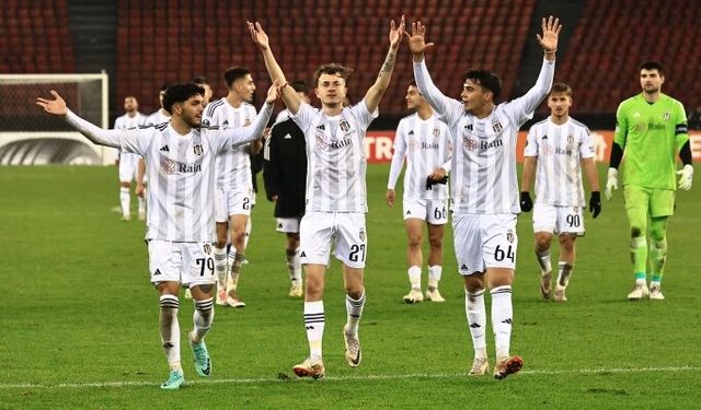 Beşiktaş'ın gençleri formaya göz kırpıyor