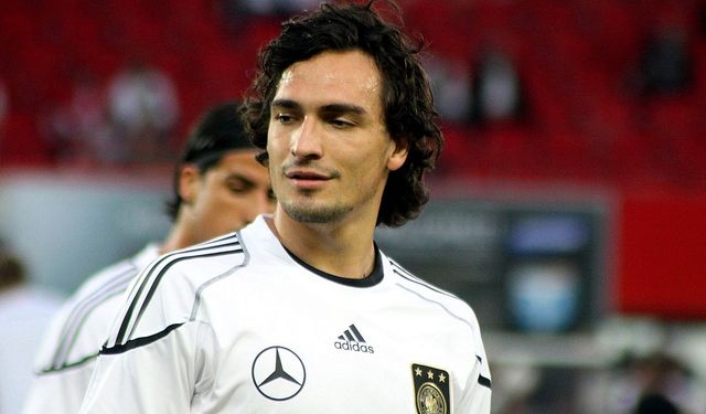 Beşiktaş taraftarından Hummels'e mesaj yağmuru! 1 milyonu geçti