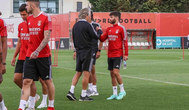 Jorge Jesus'tan Beşiktaş'ın yeni transferine büyük övgü: Oynadığı takımlar için büyük bir şans