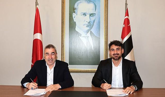 Beşiktaş Veli Kavlak'ı açıkladı