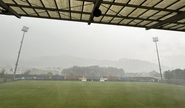 Beşiktaş - Dinamo Zagreb maçı iptal edildi!