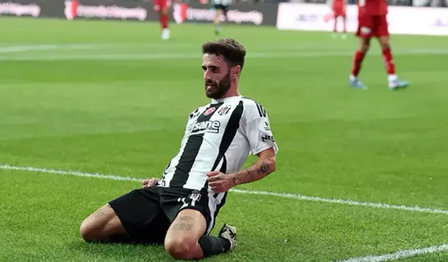 Formasının içine yüreğini de koyan adam: Rafa Silva!