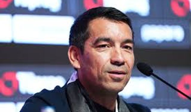 Giovanni van Bronckhorst'tan Muci ve Felix Uduokhai açıklaması