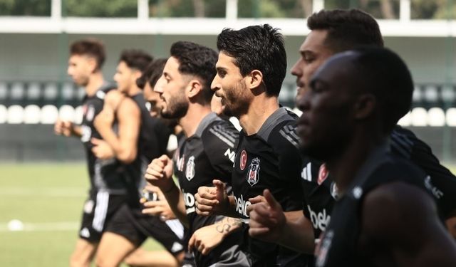 Beşiktaş'a Galatasaray maçı öncesi taraftar desteği