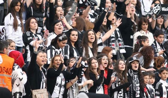 Beşiktaş'tan kadın taraftarlara jest!