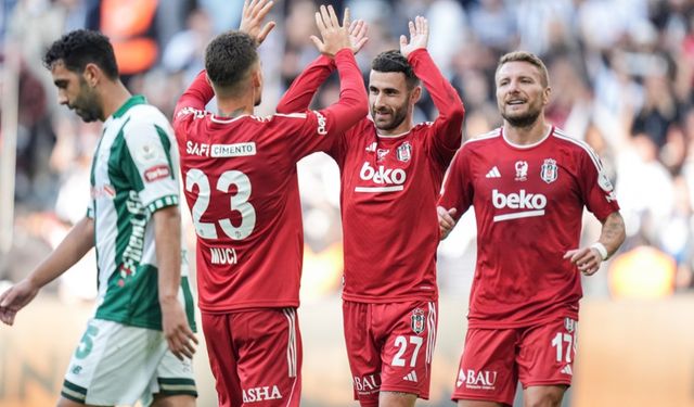 Beşiktaş taraftarı borca değil, yıldızlara bakar!