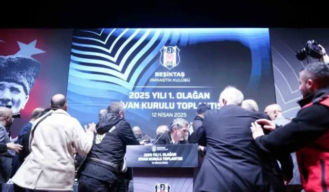 "Divan Kurulu'na tek bir tavsiyem oldu; grup şeklinde istifa edin"