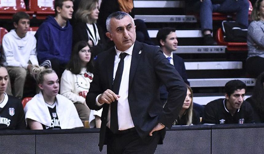 Kadın Basketbol Takımımızın Başantrenörü Aziz Akkaya’dan Açıklamalar