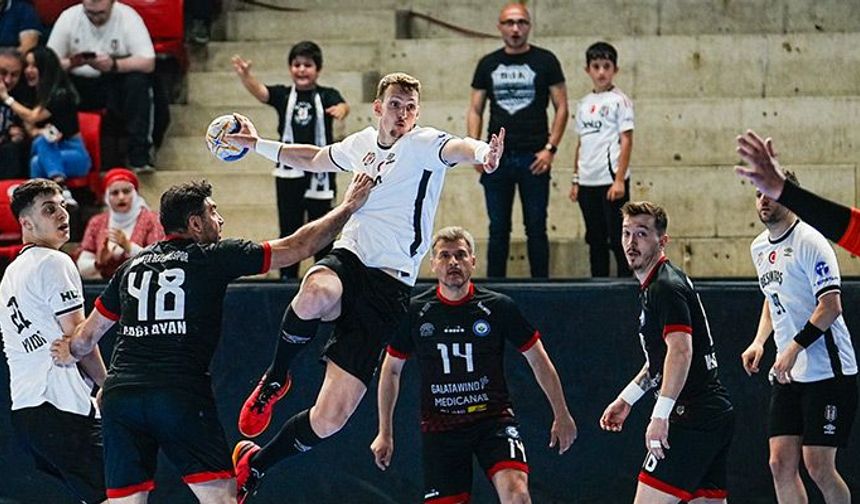 Beşiktaş şampiyonlukta avantajı kaptı!