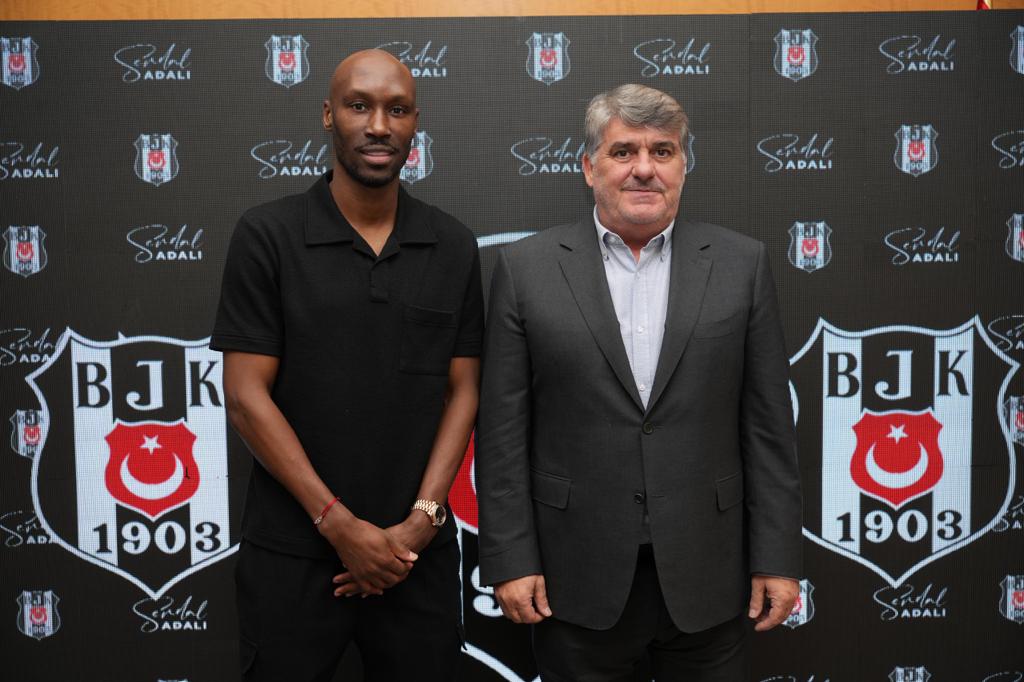 Serdal Adalı "Beşiktaş'ta göreve hazır!" Duhuliye